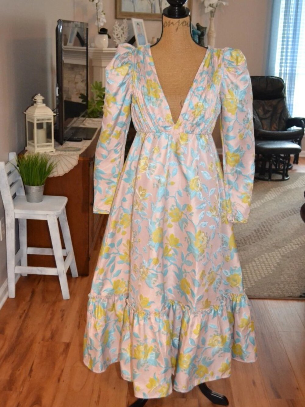 Asos NEW Floral Jacquard Puff sleeve Plunge neck Pleated High waist Midi Dress 8 - Picture 5 of 14